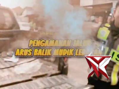 Kasatlantas Polres Bangkalan bersama anggota Satlantas Polres Bangkalan melaksanakan pengamanan arus