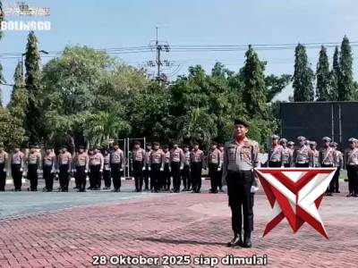Wakapolres Probolinggo memimpin upacara peringatan Hari Sumpah Pemuda ke-97 Tahun 2025