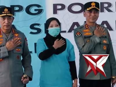 Kapolri Kunjungi SPPG Paakri Polda Sumsel, Relawan Terima Tali Asih - PoliceTube