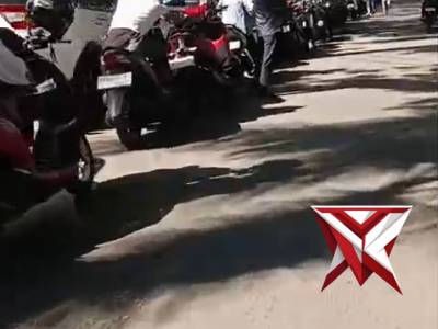 Pantauan antrian kendaraan pengisian BBM