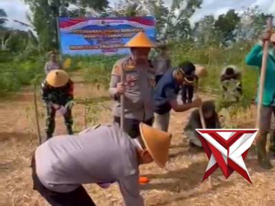 Polres Pacitan melaksanakan kegiatan tanam jagung kuartal I tahun 2026 sebagai bentuk dukungan