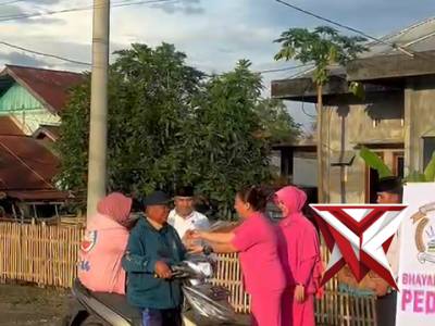 Giat Pembagian Takjil Satuan Narkoba Polres Boltim