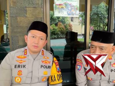 Hadroh Setia Polres Magetan

Di bulan suci Ramadhan, personel Polres Magetan melaksanakan latihan ha