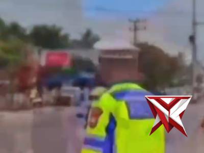 Indahnya kerbersamaan saling berbagi - PoliceTube