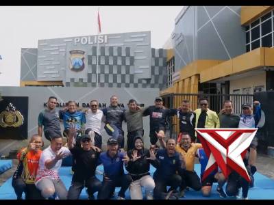 Ramai dan Edukatif, Gebyar Tahun Baru Polres Kediri Hadir di CFD Pare