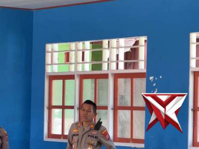 PELAKSANAAN SOSIALISASI PENERIMAAN CALON ANGGOTA POLRI DI SMA NEGERI 1 DEIYAI