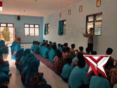 Edukasi Dini, Polsek Kesamben Cegah Bullying dan Tawuran di Kalangan Pelajar