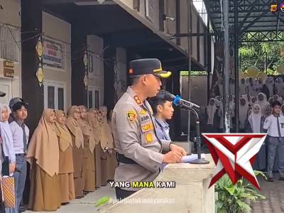 Kapolres Aceh Tengah jadi Pemimpin Upacara di SMAN 1 Takengon