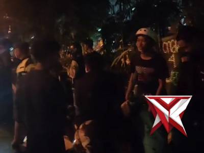 Evakuasi laka lantas - PoliceTube