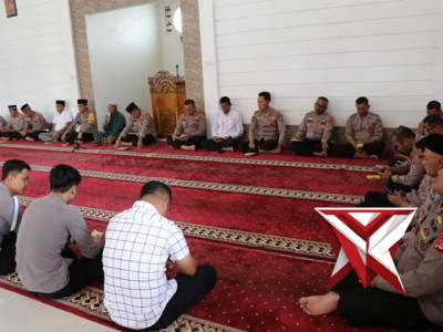 Polres Lampung Barat melakukan binrohtal kepada seluruh pers polres lampung barat