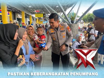 Pelayanan prima dan humanis - PoliceTube