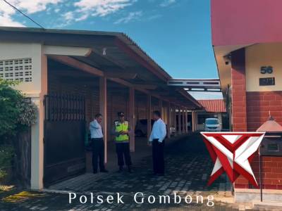 POLSEK GOMBONG