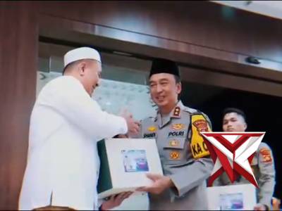 KAPOLDA SUMSEL MENGUCAPKAN SELAMAT HARI RAYA IDUL FITRI 1447 H