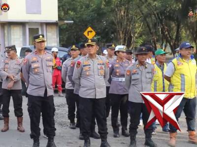 BELIDA Bergerak!
Polres Muara Enim bersama stakeholder melaksanakan aksi nyata penambalan jalan
