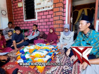 BAKSOS POLSEK BATU AJI - PoliceTube