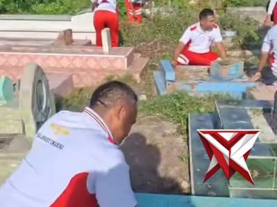 Polres Buru Peduli, Bakti Sosial Polres Buru pada Tempat Pemakaman Umum (TPU) Namlea Kab. Buru