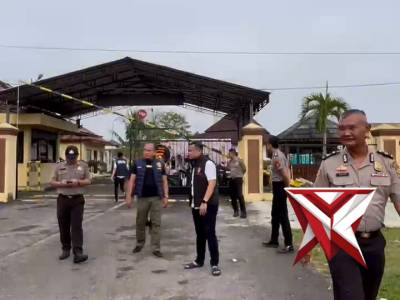 SATRESKRIM POLRES OKI BERBAGI TAKJIL