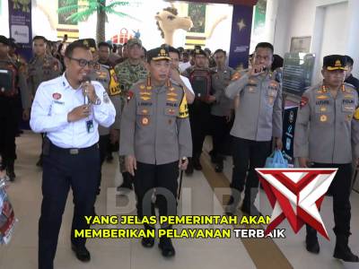 Kapolri Jenderal Polisi Drs. Listyo Sigit Prabowo, M.Si., meninjau langsung kesiapan Posko Terpadu