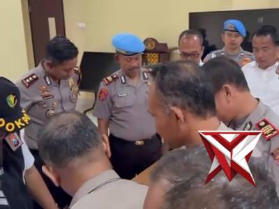 Pelaksanaan Test Urine Kapolsek Jajaran Polres Sumenep