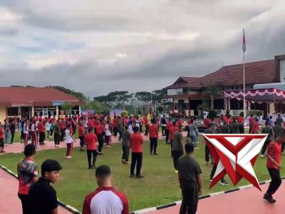 OLAHRAGA BERSAMA  Polres Halmahera Selatan