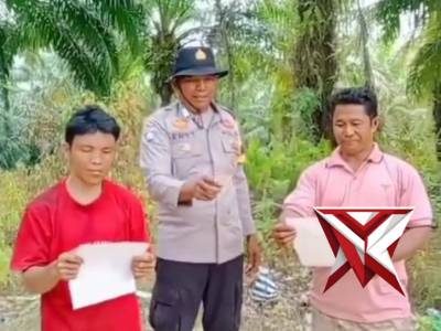 Personil Polsek Kerumutan Sosialisakan Maklumat Kapolda Riau Tentang Karhutla