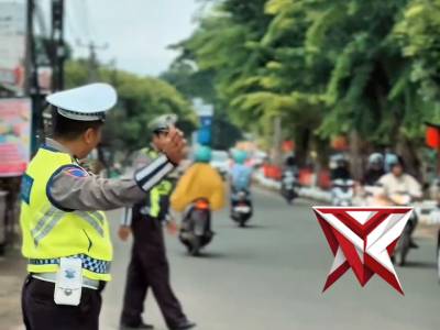 Gatur Lalin Pagi Sat Lantas Polres Muba kepada Anak Sekolah - PoliceTube