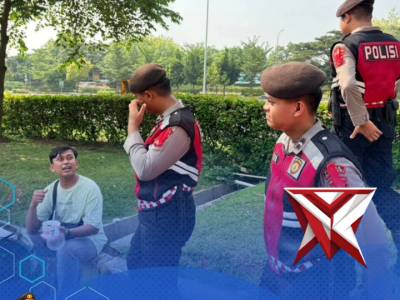 POLRE SUBANG PATROLI MEMBANTU WARGA YANG MUDIK DI REST AREA KM 86 A TOL CIPALI