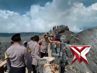 Patroli Kawasan Wisata Gunung Bromo