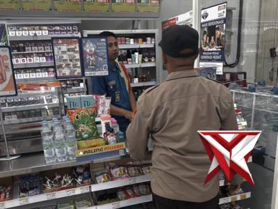 PATROLI PERTOKOAN DI WILAYAH POLSEK SUMAWE