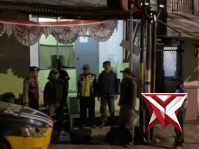 Personel Unit Turjawali Sat Samapta Polres Cimahi melaksanakan Patroli antisipasi Curas, Curat & Cur