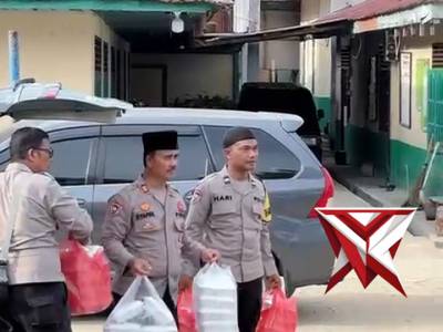 Berbagi takjil buka puasa Polsek pasir penyu Polres Indragiri Hulu