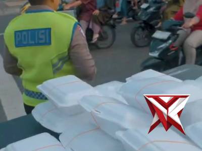 *Ramadhan Hari ke-16, Satlantas Polresta Bengkulu Tebar Kepedulian dan Keselamatan Berlalu Lintas*