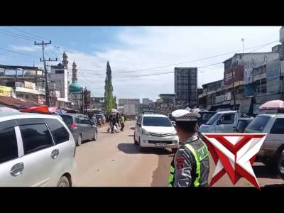 Situasi arus lalulintas di pasar sungai lilin