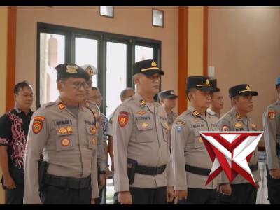 Kapolres Kediri Pimpin Upacara Pelantikan Jabatan Kasi TIK dan Kasium Polres Kediri  Polres Kediri P
