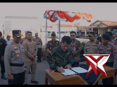 Pemusnahan BB Miras Polres Kediri dan Forkopimda Kabupaten Kediri