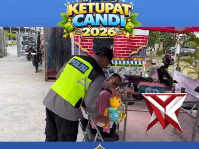 Di tengah ramainya arus mudik Lebaran, seorang ayah tetap berdiri menjalankan tugasnya - PoliceTube