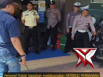 Polsek Sawahan laksanakan patroli perbankan dialogis