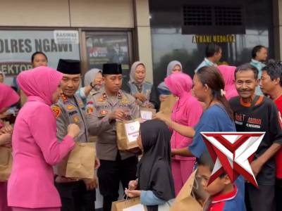 KAPOLRES NGAWI BAGI TAKJIL