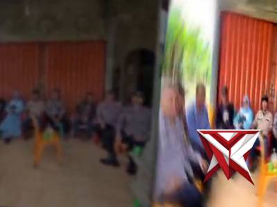 *Kapolsek BTS Ulu Amankan Pemilihan Ketua RT 18 Bangun Jaya*

Kapolsek BTS Ulu, AKP. Fauzan Aziman,