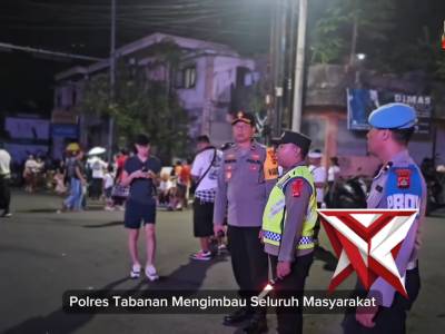 Polres Tabanan melaksanakan pengamanan kegiatan pawai ogoh-ogoh di Desa Adat Kota Tabanan