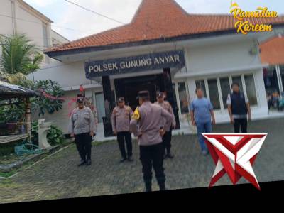 Piket fungsi melaksanakan patroli polsek gunung anyar