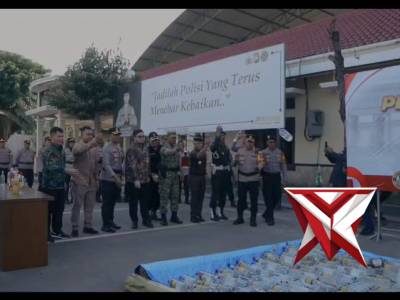 Pemusnahan BB Miras Polres Kediri dan Forkopimda Kabupaten Kediri.