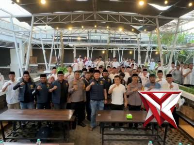 Buka bersama penuh kebersamaan ??

Satreskrim dan Satintelkam Polres Magetan mempererat sinergi dal