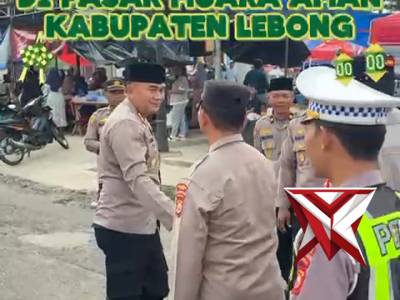 KAPOLRES LEBONG BERBAGI TAKJIL DI PASAR MUARA AMAN KABUPATEN LEBONG