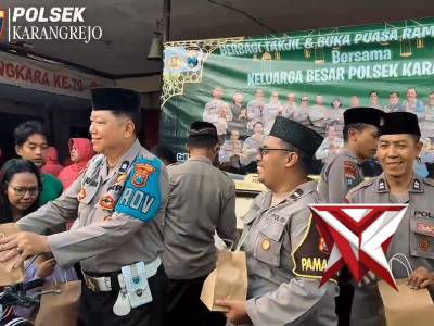 Bagi Takjil Keluarga Besar Polsek Karangrejo