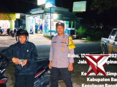 Patroli rutin wilayah hukum Polsek simpang teritip menjaga keamanan ketertiban di masyarakat
