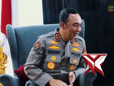 "Mudik Nyaman Tanpa Khawatir BBM: Sinergi Strategis Polda Sumsel & Pertamina Patra Niaga"

Caption: