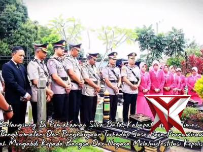 KAPOLRES MELAKSANAKAN ZIARAH MAKAM PURNAWIRAWAN POLRI