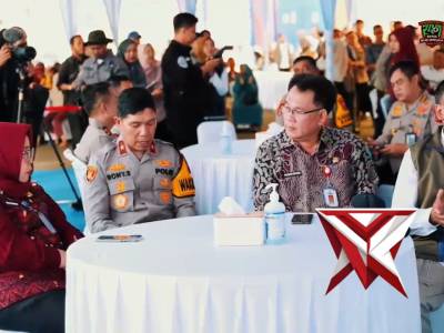 Lebaran Makin Tenang! Irjen Pol Sandi Nugroho Pimpin Langsung Gerakan Pangan Murah 

Kabar gembira u