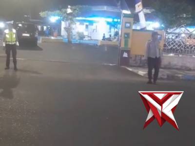 Patroli Malam Polsek Teluk Segara Antisipasi 3C dan Gangguan Kamtibmas - PoliceTube
